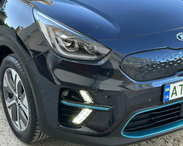 Синий Киа Niro, объемом двигателя 0 л и пробегом 155 тыс. км за 18650 $, фото 117 на Automoto.ua