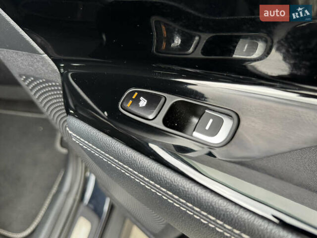 Синий Киа Niro, объемом двигателя 0 л и пробегом 88 тыс. км за 17777 $, фото 62 на Automoto.ua