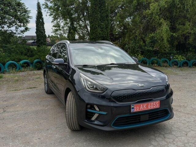 Синій Кіа Niro, об'ємом двигуна 0 л та пробігом 180 тис. км за 17500 $, фото 1 на Automoto.ua