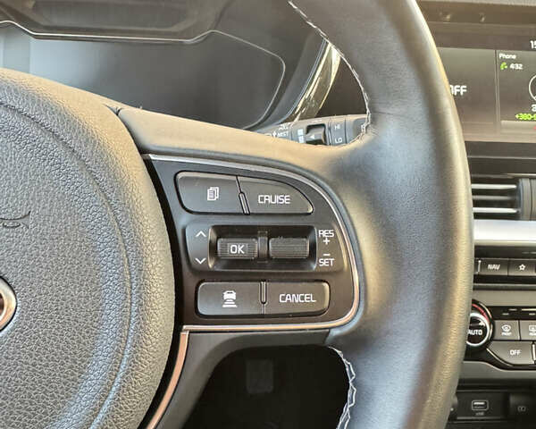 Синий Киа Niro, объемом двигателя 1.6 л и пробегом 52 тыс. км за 19800 $, фото 41 на Automoto.ua