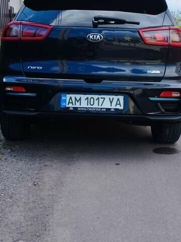 Синій Кіа Niro, об'ємом двигуна 0 л та пробігом 105 тис. км за 18500 $, фото 2 на Automoto.ua