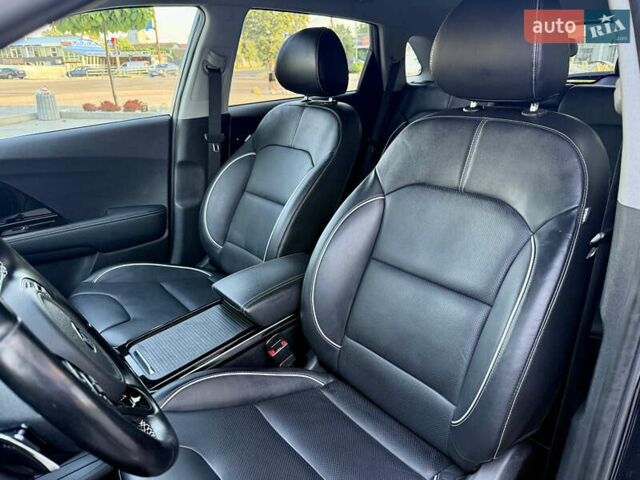 Синій Кіа Niro, об'ємом двигуна 0 л та пробігом 192 тис. км за 17386 $, фото 32 на Automoto.ua