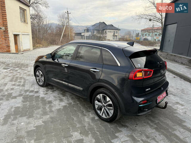 Синий Киа Niro, объемом двигателя 0 л и пробегом 168 тыс. км за 16800 $, фото 12 на Automoto.ua