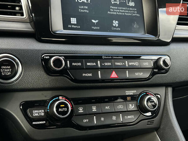Синий Киа Niro, объемом двигателя 1.58 л и пробегом 91 тыс. км за 17650 $, фото 14 на Automoto.ua