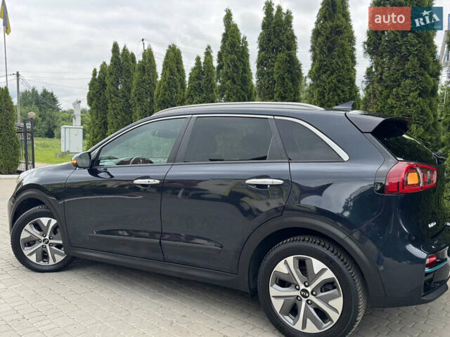 Синий Киа Niro, объемом двигателя 0 л и пробегом 88 тыс. км за 17777 $, фото 12 на Automoto.ua