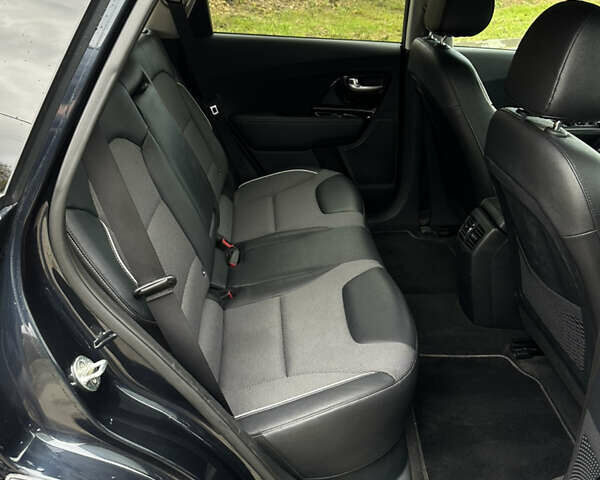 Синий Киа Niro, объемом двигателя 0 л и пробегом 120 тыс. км за 14999 $, фото 18 на Automoto.ua