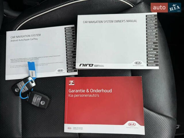 Синий Киа Niro, объемом двигателя 0 л и пробегом 88 тыс. км за 17777 $, фото 52 на Automoto.ua