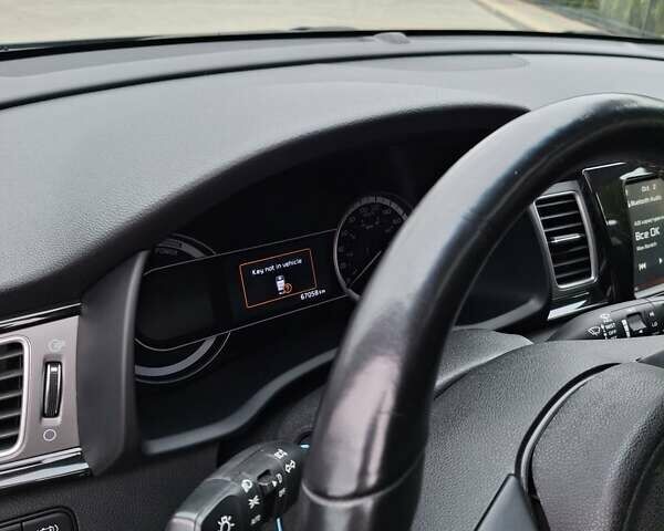 Синій Кіа Niro, об'ємом двигуна 1.58 л та пробігом 67 тис. км за 17800 $, фото 10 на Automoto.ua