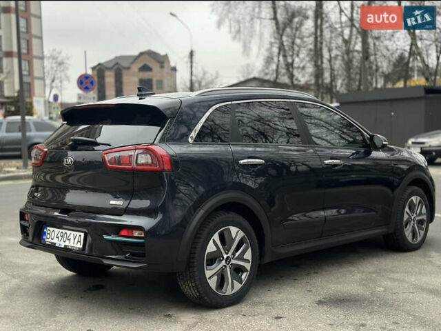 Синій Кіа Niro, об'ємом двигуна 0 л та пробігом 83 тис. км за 18700 $, фото 6 на Automoto.ua