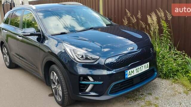 Синій Кіа Niro, об'ємом двигуна 0 л та пробігом 105 тис. км за 18500 $, фото 4 на Automoto.ua