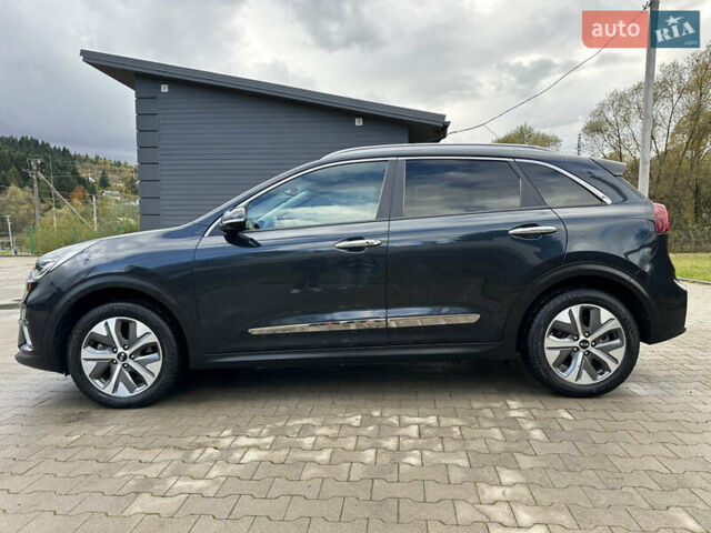 Синий Киа Niro, объемом двигателя 0 л и пробегом 120 тыс. км за 14999 $, фото 4 на Automoto.ua