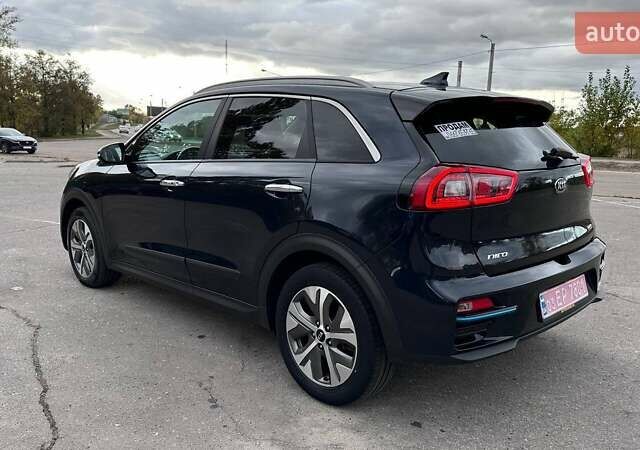 Киа Niro 2019 в Харькове на Automoto.ua Синий Киа Niro, объемом двигателя 0 л и пробегом 132 тыс. км за 18400 $, фото 12 на Automoto.ua