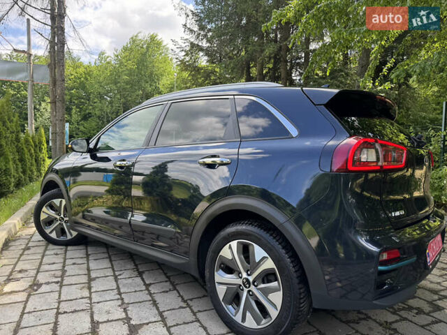 Синій Кіа Niro, об'ємом двигуна 0 л та пробігом 145 тис. км за 16999 $, фото 16 на Automoto.ua