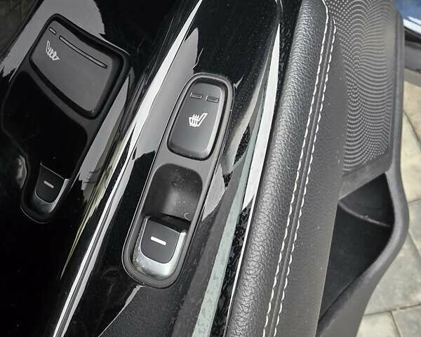 Синій Кіа Niro, об'ємом двигуна 0 л та пробігом 120 тис. км за 18770 $, фото 14 на Automoto.ua