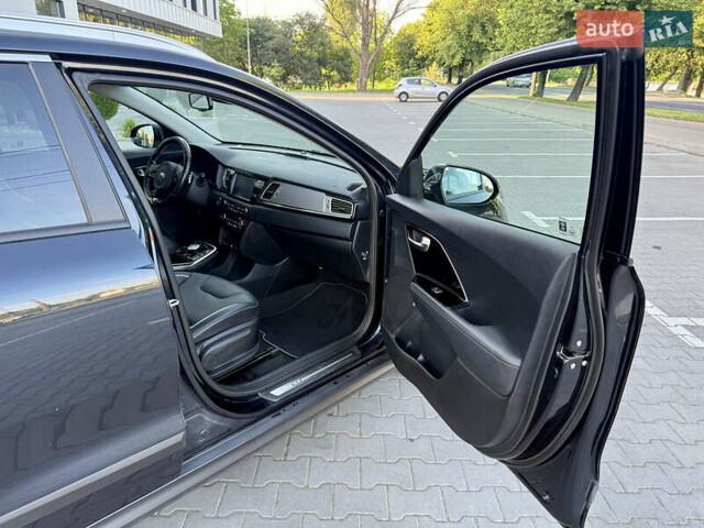Синій Кіа Niro, об'ємом двигуна 0 л та пробігом 192 тис. км за 17386 $, фото 20 на Automoto.ua