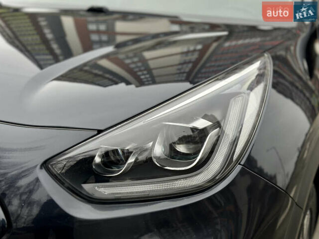 Синій Кіа Niro, об'ємом двигуна 0 л та пробігом 83 тис. км за 18700 $, фото 13 на Automoto.ua