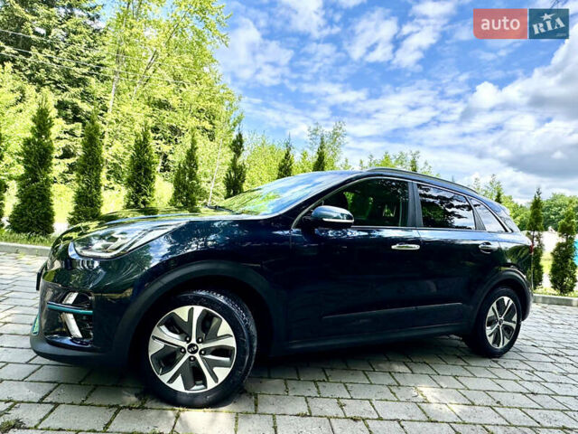 Синий Киа Niro, объемом двигателя 0 л и пробегом 88 тыс. км за 16999 $, фото 12 на Automoto.ua