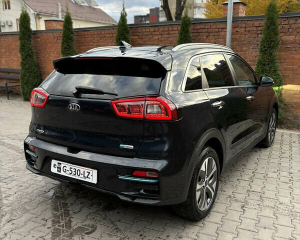 Киа Niro 2019 в Коломые на Automoto.ua Синий Киа Niro, объемом двигателя 0 л и пробегом 127 тыс. км за 16999 $, фото 10 на Automoto.ua