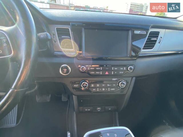 Синий Киа Niro, объемом двигателя 0 л и пробегом 129 тыс. км за 17999 $, фото 28 на Automoto.ua