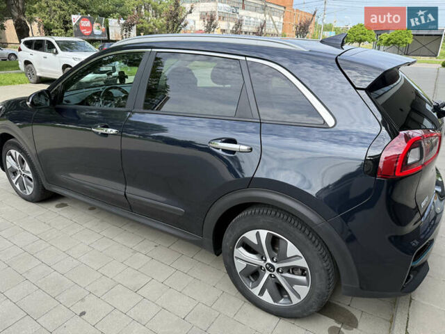 Синій Кіа Niro, об'ємом двигуна 0 л та пробігом 147 тис. км за 17400 $, фото 12 на Automoto.ua