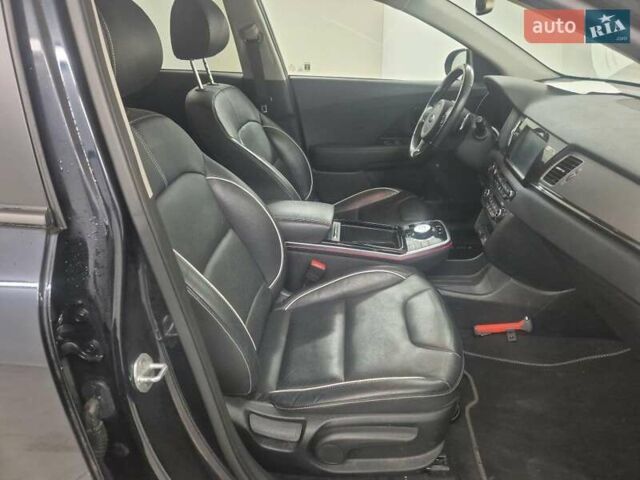 Синий Киа Niro, объемом двигателя 0 л и пробегом 74 тыс. км за 17799 $, фото 33 на Automoto.ua