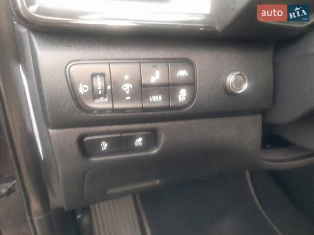 Синий Киа Niro, объемом двигателя 0 л и пробегом 128 тыс. км за 17800 $, фото 22 на Automoto.ua
