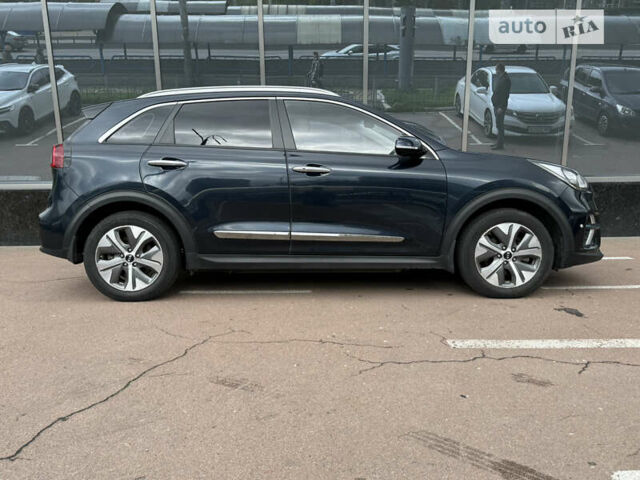 Синій Кіа Niro, об'ємом двигуна 0 л та пробігом 78 тис. км за 23300 $, фото 3 на Automoto.ua