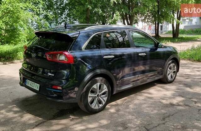 Синий Киа Niro, объемом двигателя 0 л и пробегом 131 тыс. км за 18400 $, фото 6 на Automoto.ua