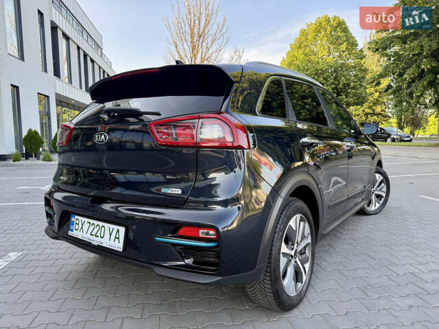 Синій Кіа Niro, об'ємом двигуна 0 л та пробігом 192 тис. км за 17386 $, фото 10 на Automoto.ua