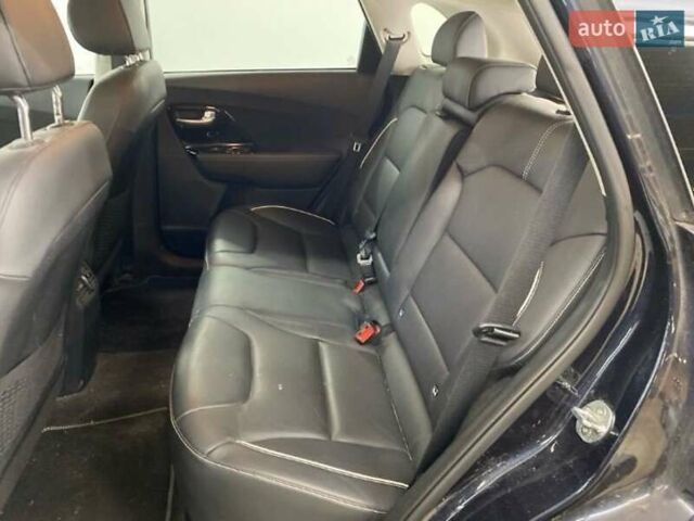 Синій Кіа Niro, об'ємом двигуна 0 л та пробігом 145 тис. км за 14900 $, фото 7 на Automoto.ua