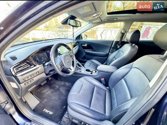 Синий Киа Niro, объемом двигателя 1.58 л и пробегом 52 тыс. км за 22000 $, фото 8 на Automoto.ua