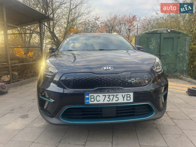 Синій Кіа Niro, об'ємом двигуна 0 л та пробігом 165 тис. км за 17500 $, фото 1 на Automoto.ua