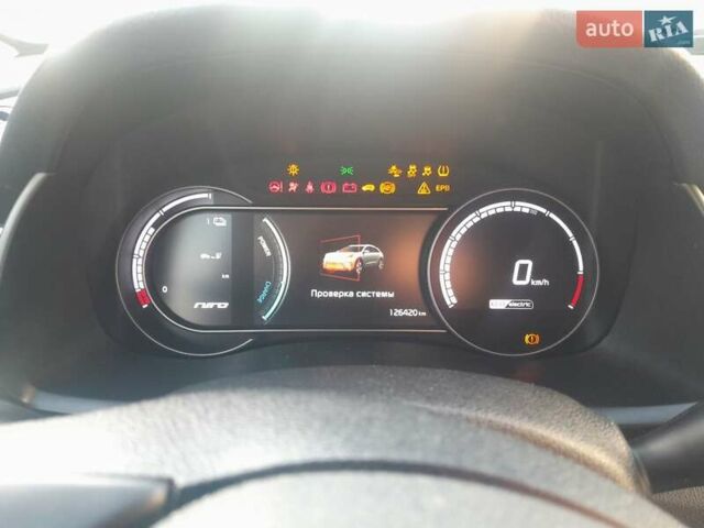 Синий Киа Niro, объемом двигателя 0 л и пробегом 128 тыс. км за 17800 $, фото 23 на Automoto.ua