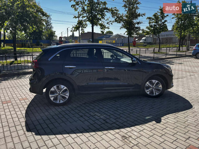 Синий Киа Niro, объемом двигателя 0 л и пробегом 64 тыс. км за 20550 $, фото 15 на Automoto.ua