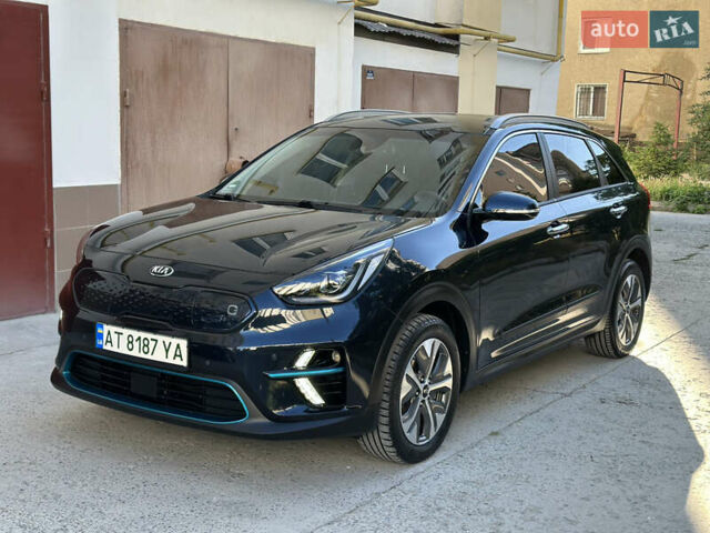 Синий Киа Niro, объемом двигателя 0 л и пробегом 155 тыс. км за 18650 $, фото 119 на Automoto.ua