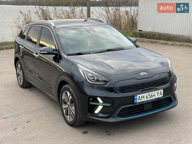 Синій Кіа Niro, об'ємом двигуна 0 л та пробігом 130 тис. км за 18455 $, фото 11 на Automoto.ua