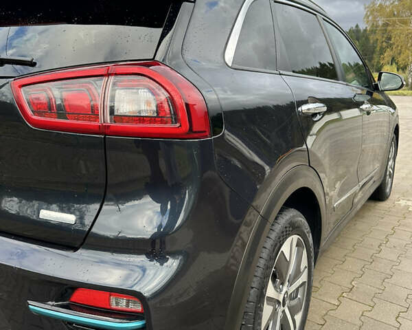 Синий Киа Niro, объемом двигателя 0 л и пробегом 120 тыс. км за 14999 $, фото 8 на Automoto.ua