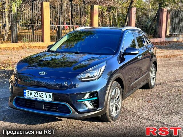 Кіа Niro 2019 у Кропивницькому (Кіровограді) на Automoto.ua Синій Кіа Niro, об'ємом двигуна 0 л та пробігом 101 тис. км за 18600 $, фото 9 на Automoto.ua