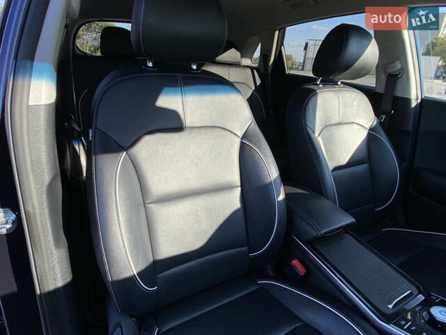 Синий Киа Niro, объемом двигателя 0 л и пробегом 129 тыс. км за 17999 $, фото 17 на Automoto.ua