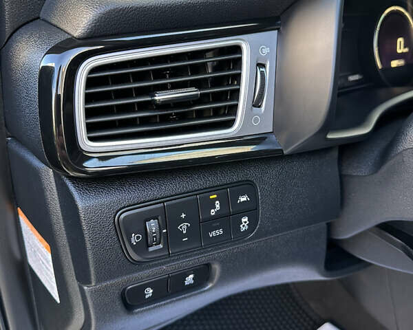 Синий Киа Niro, объемом двигателя 0 л и пробегом 155 тыс. км за 18650 $, фото 65 на Automoto.ua