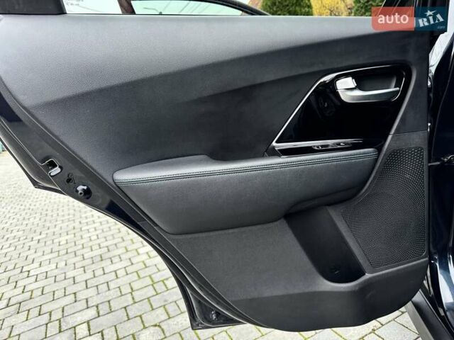 Синий Киа Niro, объемом двигателя 0 л и пробегом 172 тыс. км за 16950 $, фото 14 на Automoto.ua