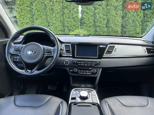 Синий Киа Niro, объемом двигателя 0 л и пробегом 87 тыс. км за 18062 $, фото 43 на Automoto.ua