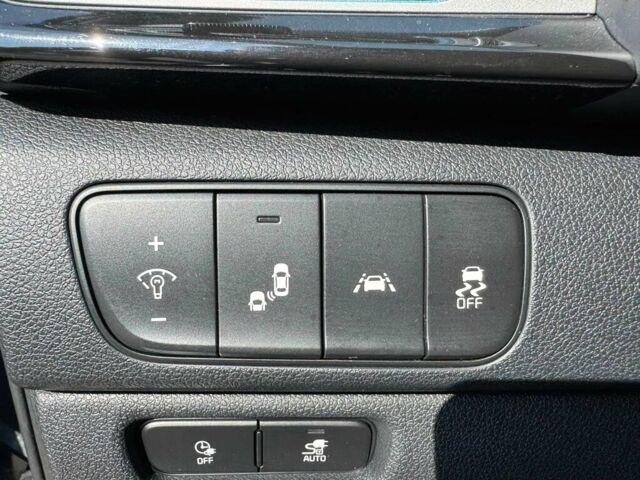 Синий Киа Niro, объемом двигателя 0 л и пробегом 40 тыс. км за 8800 $, фото 11 на Automoto.ua