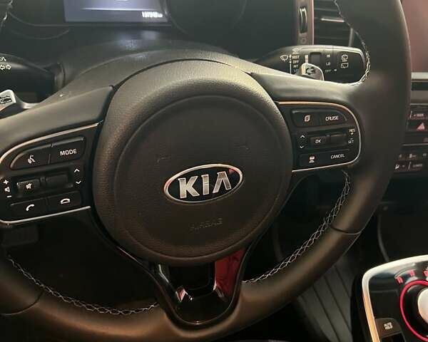 Синий Киа Niro, объемом двигателя 0 л и пробегом 137 тыс. км за 16500 $, фото 15 на Automoto.ua