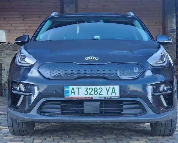Синий Киа Niro, объемом двигателя 0 л и пробегом 119 тыс. км за 18300 $, фото 6 на Automoto.ua