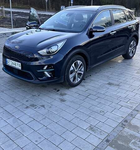 Синий Киа Niro, объемом двигателя 0 л и пробегом 182 тыс. км за 17500 $, фото 4 на Automoto.ua