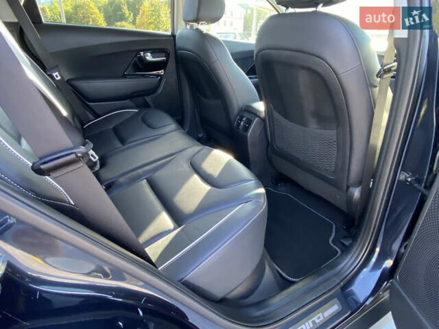 Синий Киа Niro, объемом двигателя 0 л и пробегом 129 тыс. км за 17999 $, фото 19 на Automoto.ua