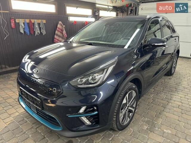 Синий Киа Niro, объемом двигателя 0 л и пробегом 74 тыс. км за 17799 $, фото 2 на Automoto.ua