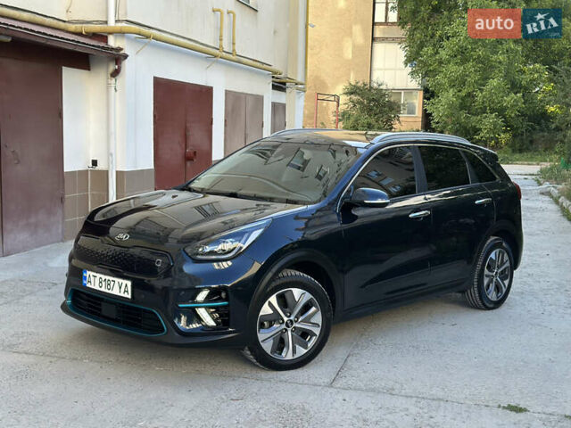 Синий Киа Niro, объемом двигателя 0 л и пробегом 155 тыс. км за 18650 $, фото 35 на Automoto.ua