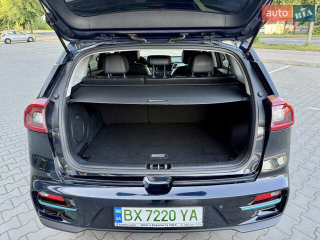 Киа Niro 2019 в Ровно на Automoto.ua Синий Киа Niro, объемом двигателя 0 л и пробегом 187 тыс. км за 17600 $, фото 12 на Automoto.ua